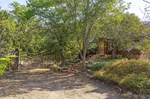 85 E 300 N, Moab, UT 84532 - Photo 8