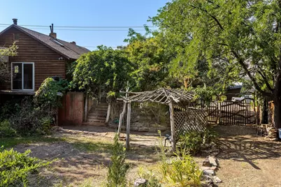 85 E 300 N, Moab, UT 84532 - Photo 10