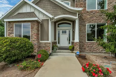 11334 S 2450 W, South Jordan, UT 84095 - Photo 4