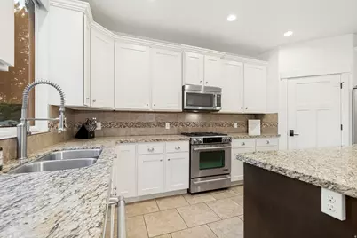 11334 S 2450 W, South Jordan, UT 84095 - Photo 18