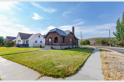 8899 W Cyprus St, Copperton, UT 84006 - Photo 2