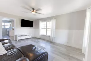 8899 W Cyprus St, Copperton, UT 84006 - Photo 8