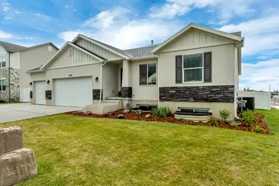 946 S 650 W, Farmington, UT 84025 - Photo 2
