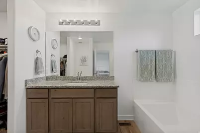946 S 650 W, Farmington, UT 84025 - Photo 20
