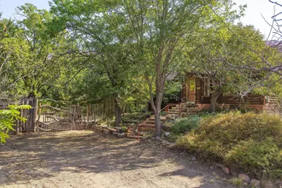85 E 300 N, Moab, UT 84532 - Photo 8