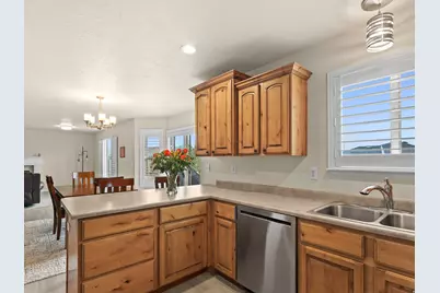 4144 S Schooner Dr, Saratoga Springs, UT 84045 - Photo 14