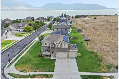4144 S Schooner Dr, Saratoga Springs, UT 84045 - Photo 2