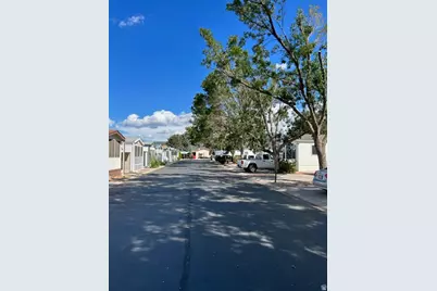 317 Beth #17, Parowan, UT 84761 - Photo 18