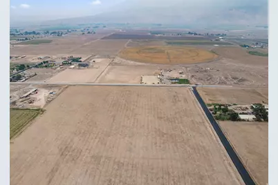 700 E 1400 S #4, Elsinore, UT 84724 - Photo 4