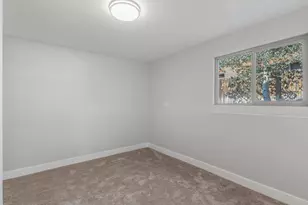 1384 E Sudbury Ave, Sandy, UT 84093 - Photo 16