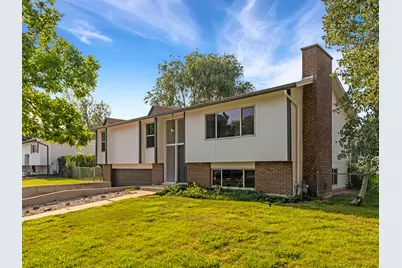 1384 E Sudbury Ave, Sandy, UT 84093 - Photo 2