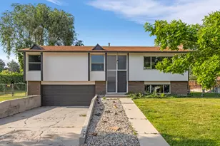 1384 E Sudbury Ave, Sandy, UT 84093 - Photo 1
