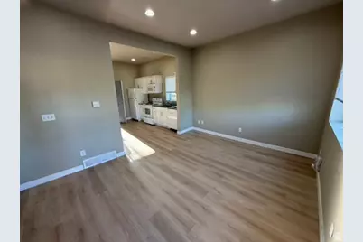 868 S 1100 W, Salt Lake City, UT 84104 - Photo 2