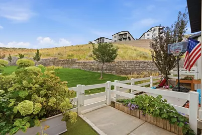 693 S Grant Ln, North Salt Lake, UT 84054 - Photo 36