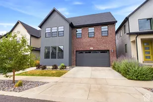 3149 N Park Cottage Wy, Lehi, UT 84043 - Photo 2