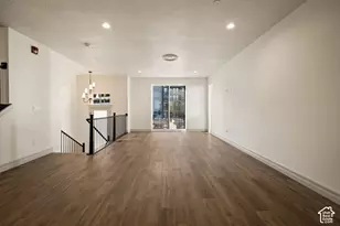 204 443 W 400 N, Salt Lake City, UT 84103 - Photo 4