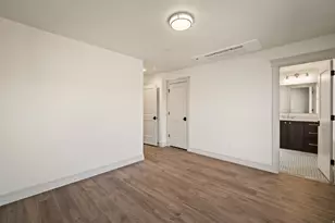 204 443 W 400 N, Salt Lake City, UT 84103 - Photo 18