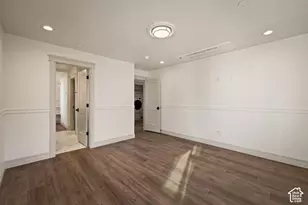 204 443 W 400 N, Salt Lake City, UT 84103 - Photo 12
