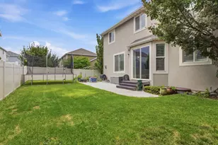 3827 W Coastal Dune Dr, South Jordan, UT 84009 - Photo 30