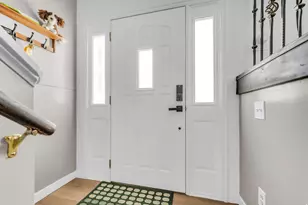 128 S 1000 E, Layton, UT 84041 - Photo 6