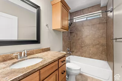 918 Mahogany Dr, Fruit Heights, UT 84037 - Photo 42