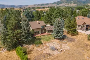 4573 E Fuller Dr, Eden, UT 84310 - Photo 10