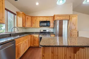 2284 E Rio Grande Dr S, Spanish Fork, UT 84660 - Photo 6