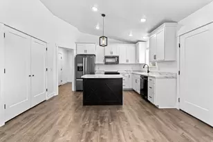 212 E Rock Creek Circle, Gunnison, UT 84634 - Photo 14