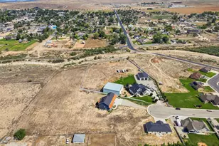 212 E Rock Creek Circle, Gunnison, UT 84634 - Photo 6