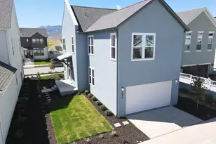 7034 W Lake Ave S, South Jordan, UT 84009 - Photo 24