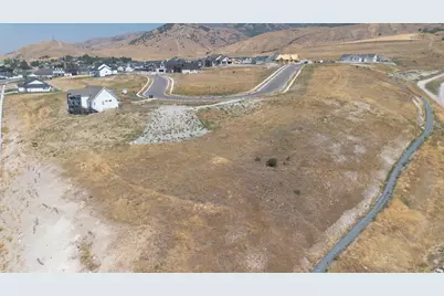 145 S 1050 E, Hyde Park, UT 84318 - Photo 16