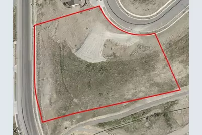 145 S 1050 E, Hyde Park, UT 84318 - Photo 2