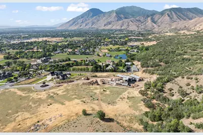 1326 E Little Ct, Mapleton, UT 84664 - Photo 2