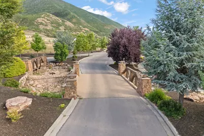 1326 E Little Ct, Mapleton, UT 84664 - Photo 12