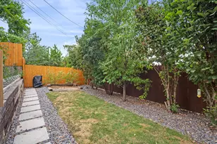 2415 E Campus Dr, Cottonwood Heights, UT 84121 - Photo 40