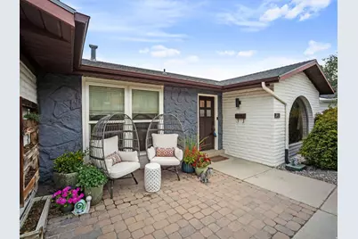 2415 E Campus Dr, Cottonwood Heights, UT 84121 - Photo 2