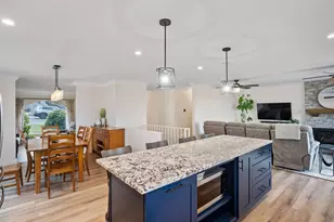 2415 E Campus Dr, Cottonwood Heights, UT 84121 - Photo 10