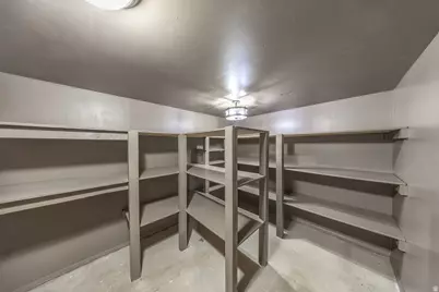 2569 N 700 E, North Ogden, UT 84414 - Photo 22