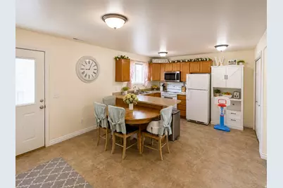 457 N 900 E, Spanish Fork, UT 84660 - Photo 6