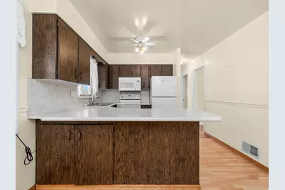 335 E 4450 S, Washington Terrace, UT 84405 - Photo 6