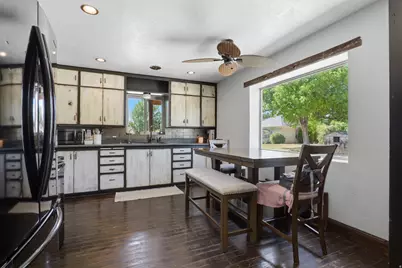 52 S 300 E, Nephi, UT 84648 - Photo 8