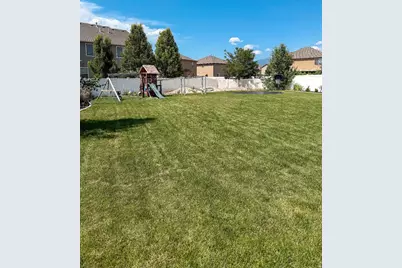 3498 W Oak Crest Dr S, Lehi, UT 84043 - Photo 2