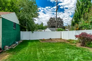 2067 E Sahara Dr, Holladay, UT 84124 - Photo 28