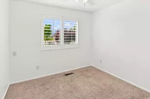 538 W 375 N, Clearfield, UT 84015 - Photo 22