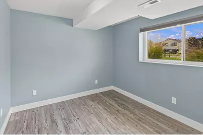 538 W 375 N, Clearfield, UT 84015 - Photo 26