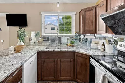 538 W 375 N, Clearfield, UT 84015 - Photo 12