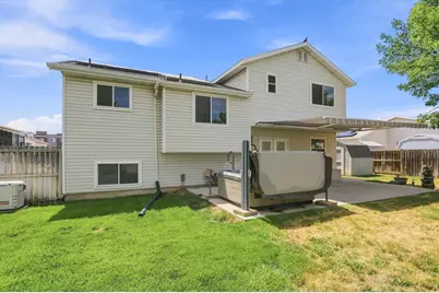 538 W 375 N, Clearfield, UT 84015 - Photo 36