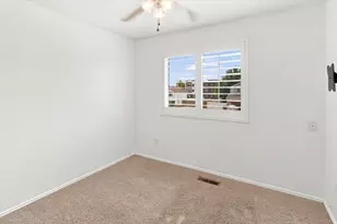 538 W 375 N, Clearfield, UT 84015 - Photo 20