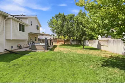 538 W 375 N, Clearfield, UT 84015 - Photo 36