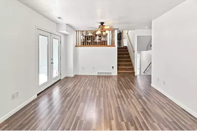 538 W 375 N, Clearfield, UT 84015 - Photo 24